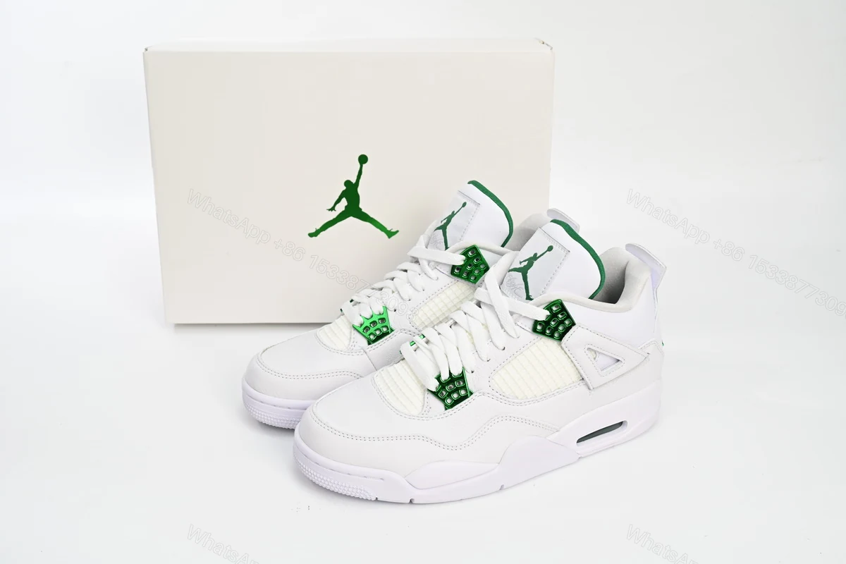 Air Jordan 4 Retro “Metallic Green” CT8527-113 — view 2