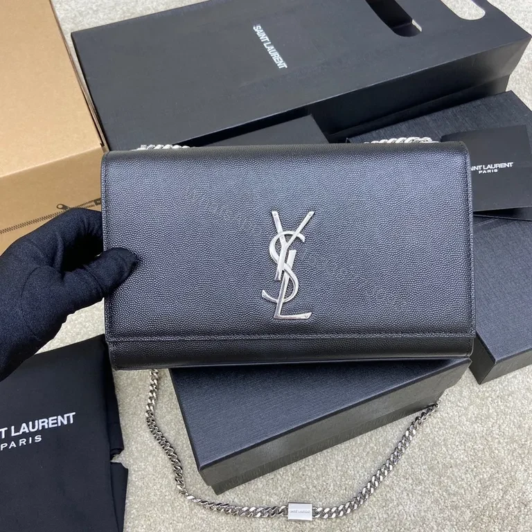 Chic Black Leather Wallet on Chain â€” Luxury Day-to-Night — view 1