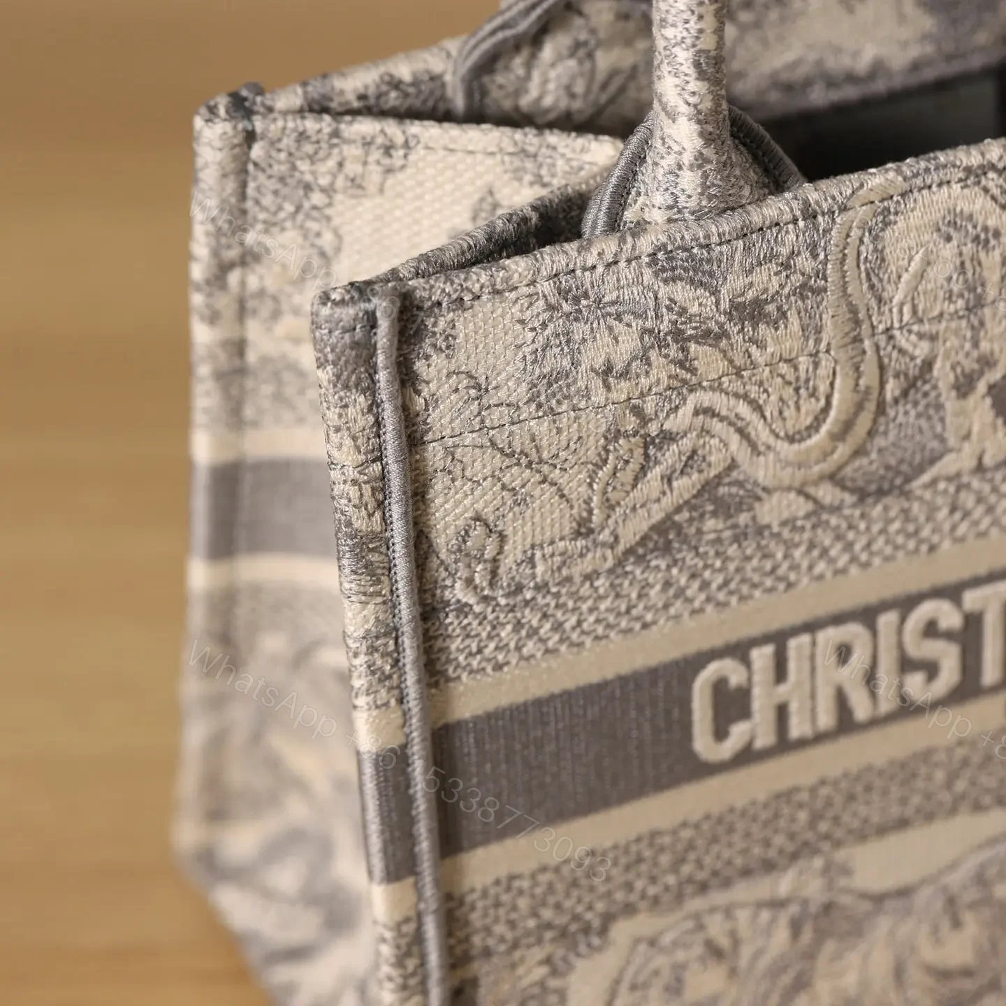 View 11 of 高仿Dior*BookTote系列茹伊刺繡灰色S免檢版