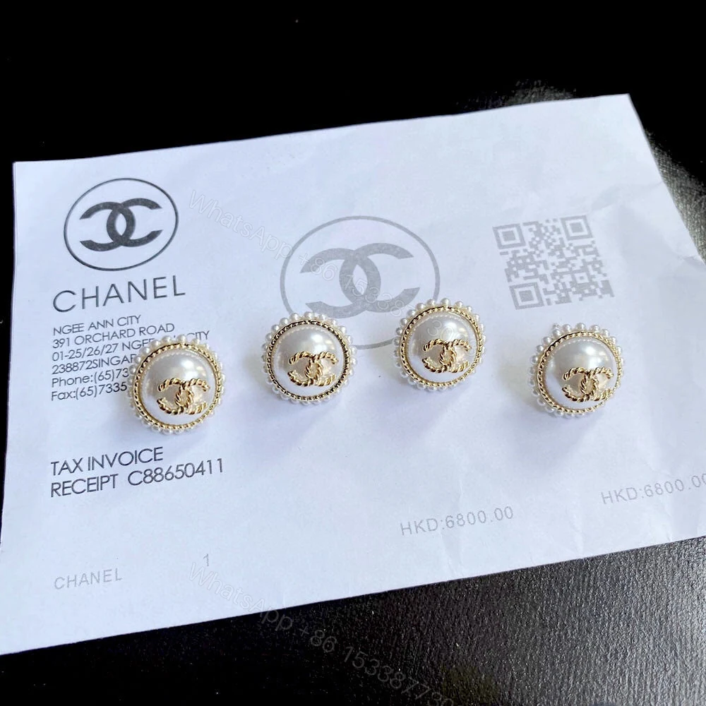 View 7 of EN – Lux Earring Chanel 019