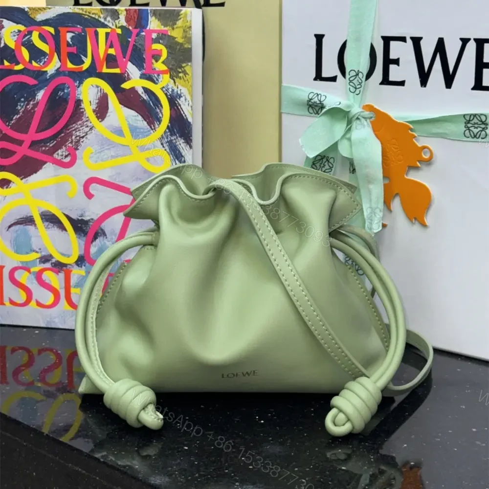 View 2 of 高仿Loewe*Flamenco系列3916福袋包淺梨色Mini免檢版