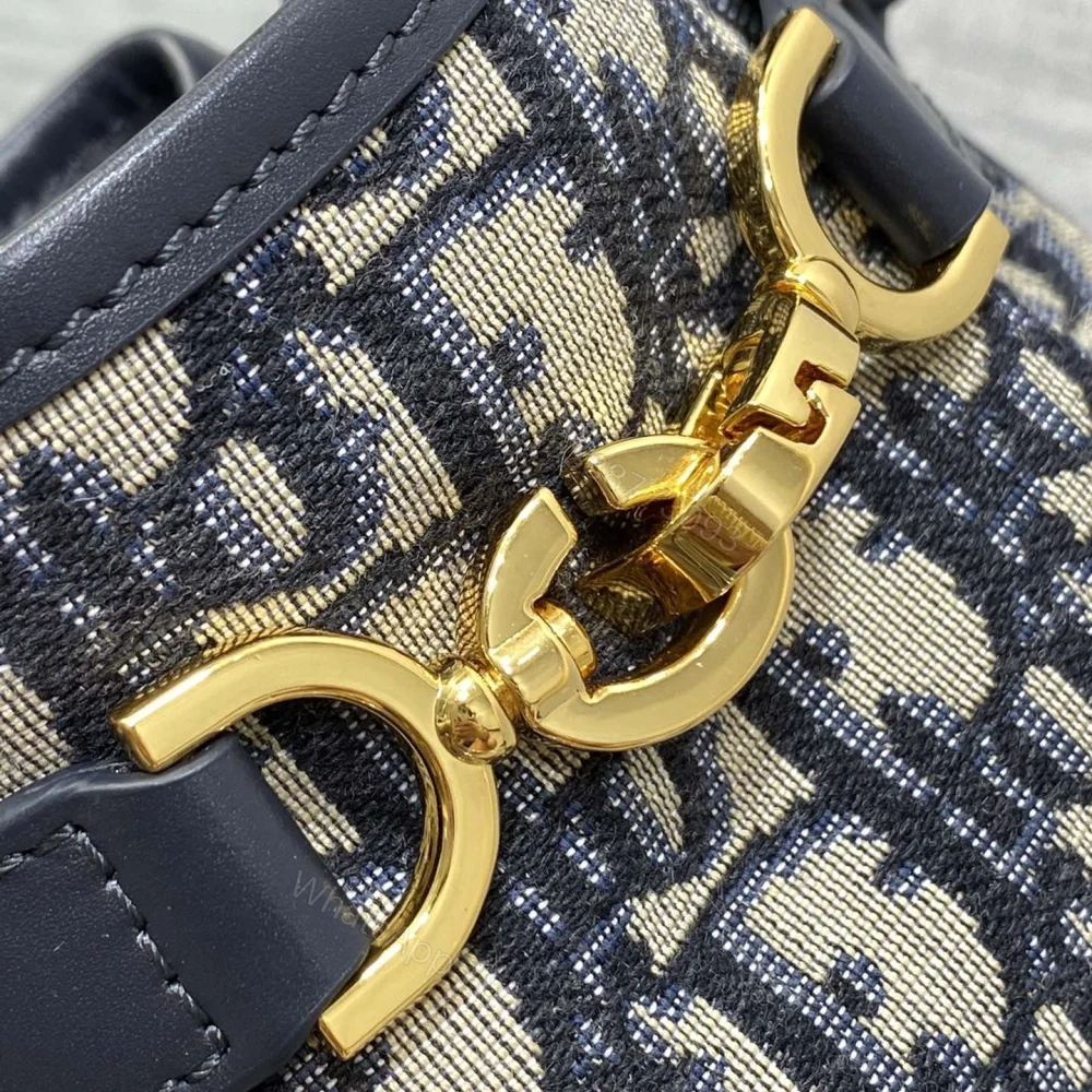 View 6 of 高仿Dior*Cest系列M227M928印花水桶包小號免檢版