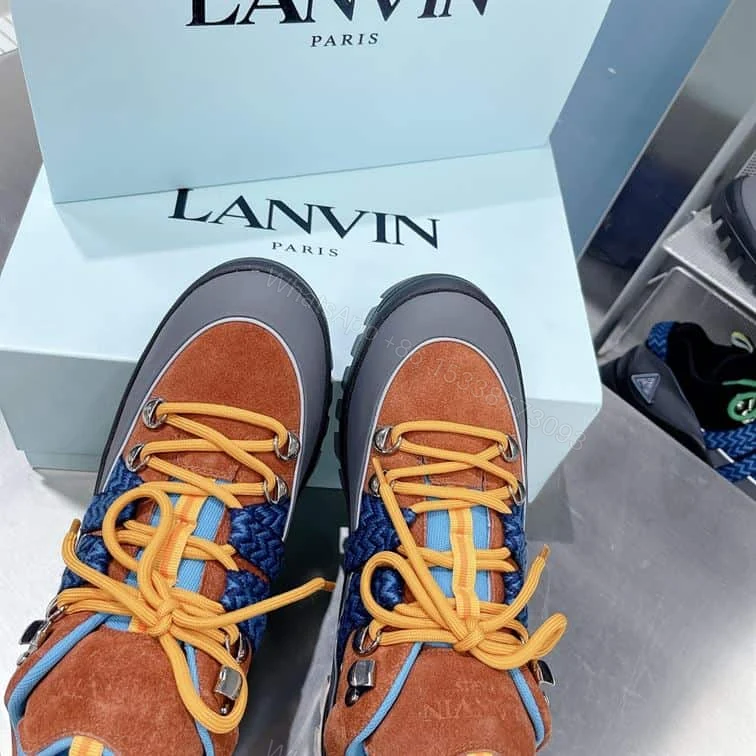 View 3 of LOUIS VUITTON SNEAKER – LSVT321