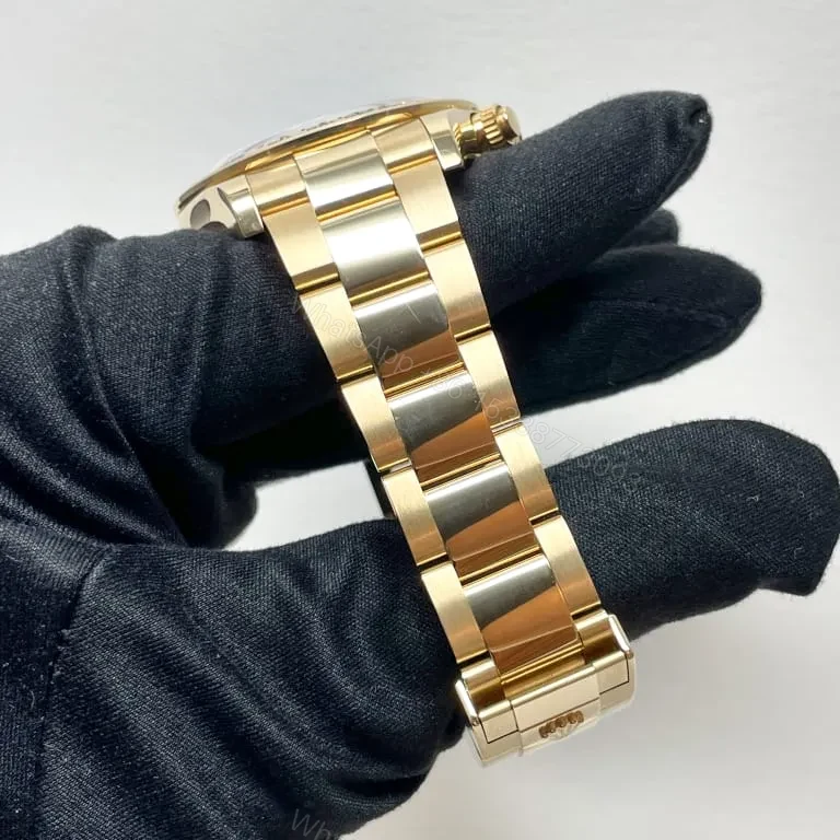 View 10 of Rolex Daytona Black Dial 126508