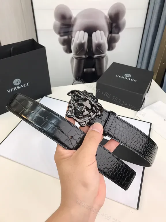 View 8 of Crocodile-Texture Leather Belt: Lion Buckle Luxury Belt