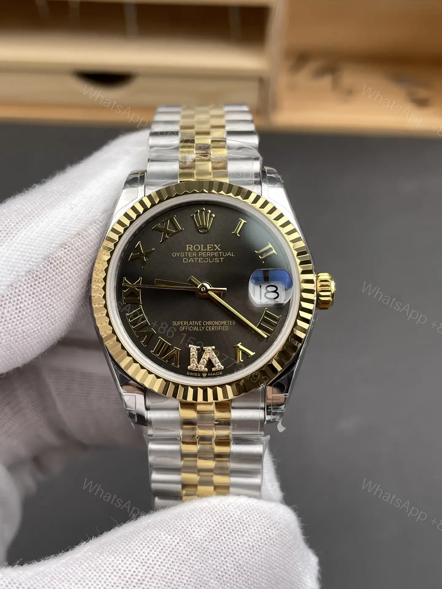 View 3 of Rolex Datejust 31 Stainless Steel Yellow Gold Fluted Grey – Roman Jubilee 278273-0018