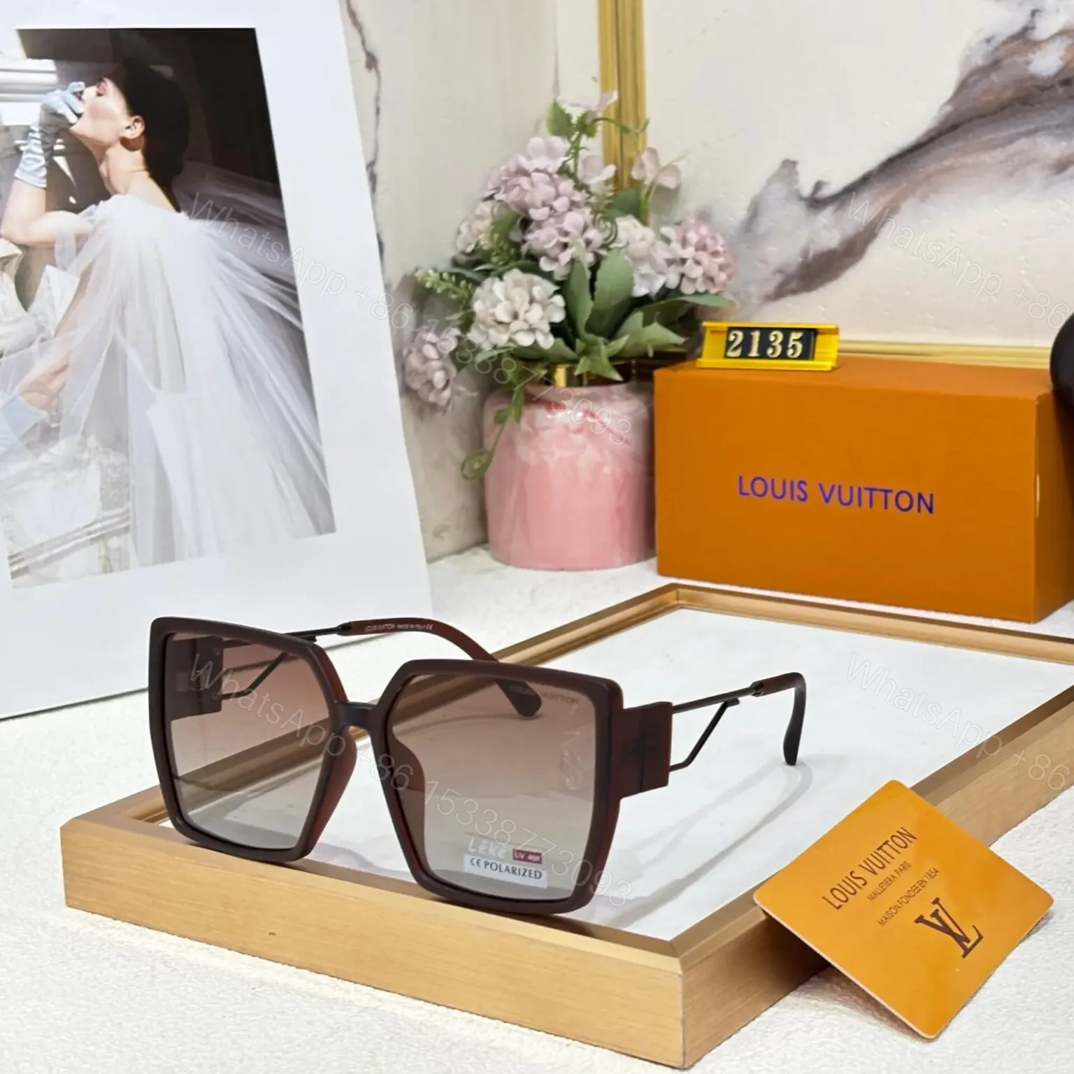 LV Oversized Polarized Sunglass Black — view 1