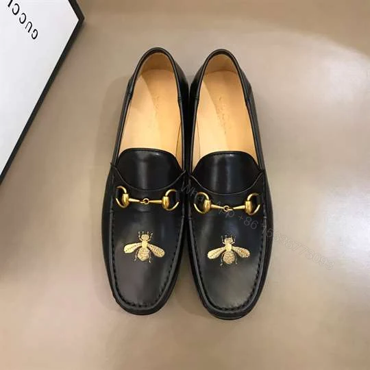View 6 of GUCCI LEATHER LOAFER WITH BEE – LDG009