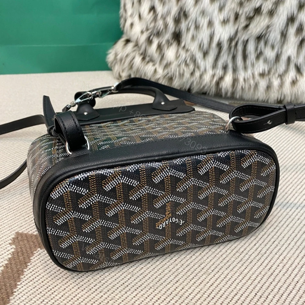 View 9 of 高仿Goyard*ALPIN4經典老花滿印雙肩包黑色免檢版