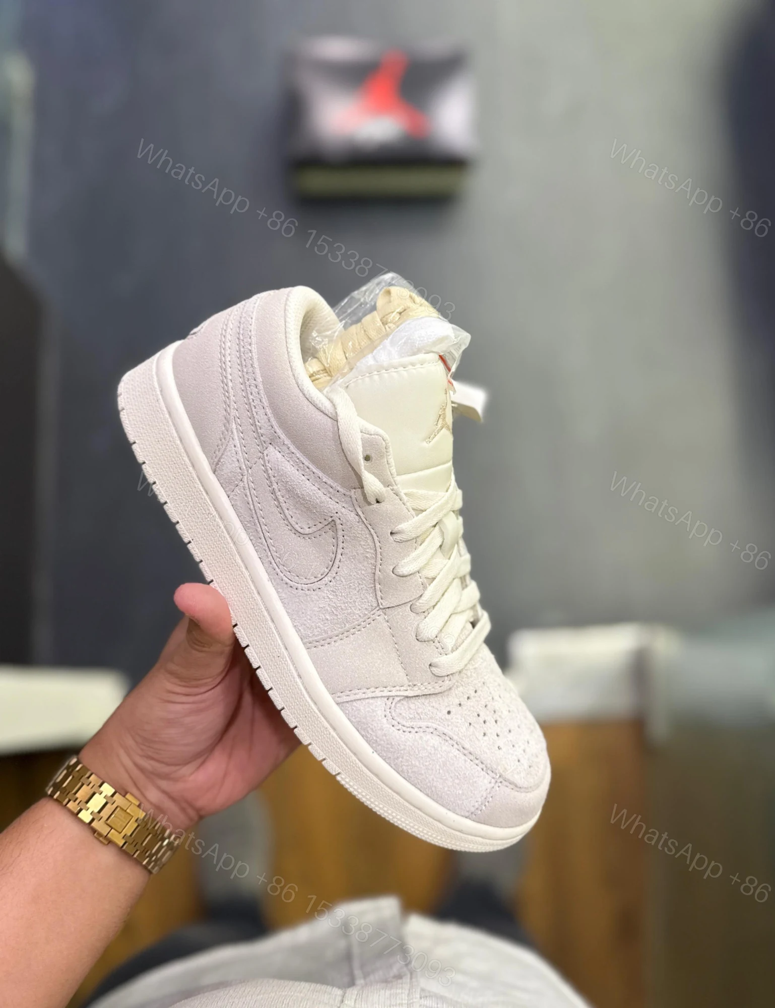View 3 of FIRST COPY AIR JORDANS 1 LOW SE Craft Pale Ivory