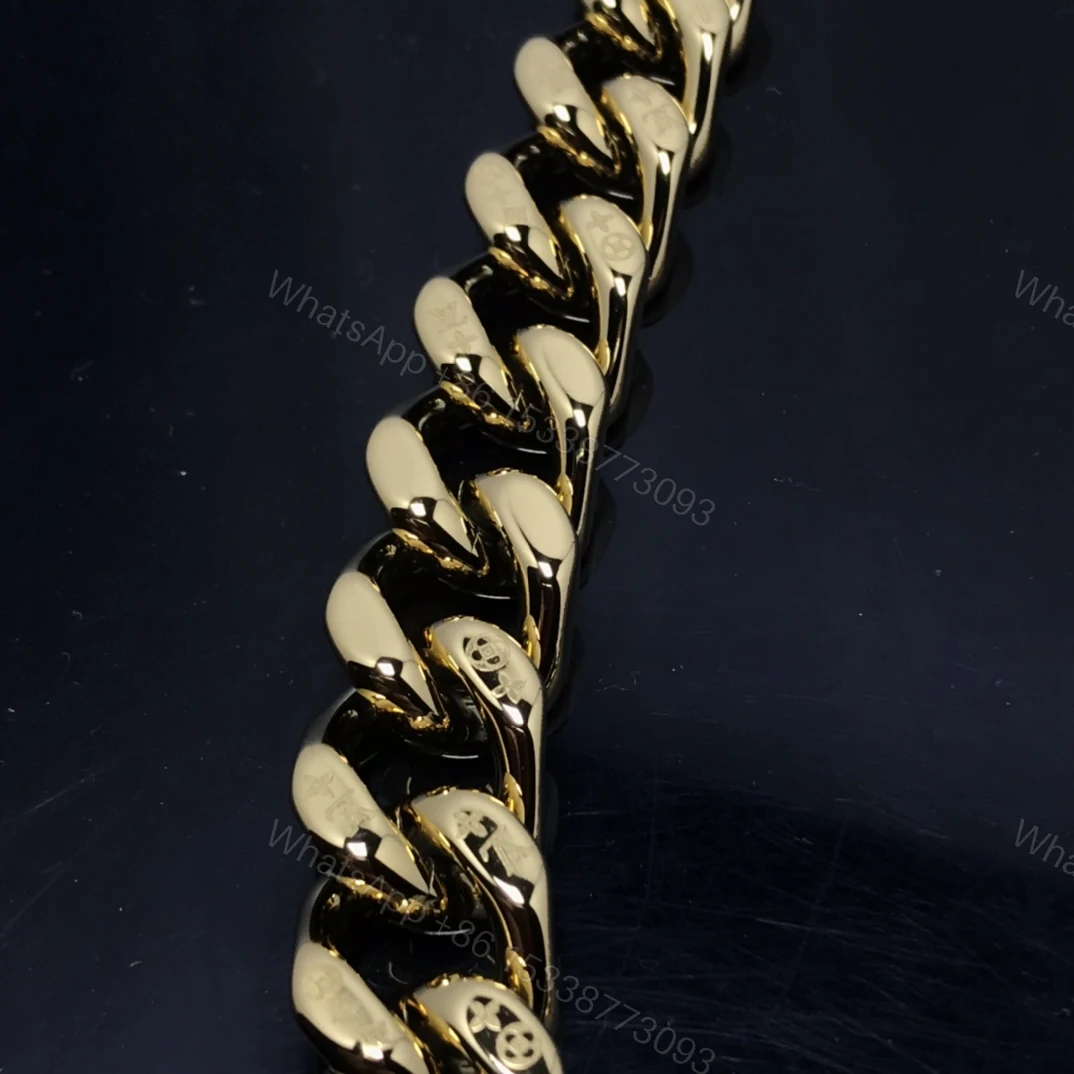 View 3 of EN – Lux LV Necklaces 067