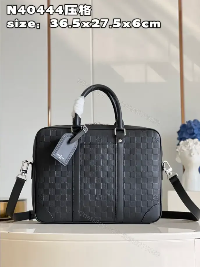 View 2 of LOUIS VUITTON PORTE-DOCUMENTS VOYAGE PM – LBV397