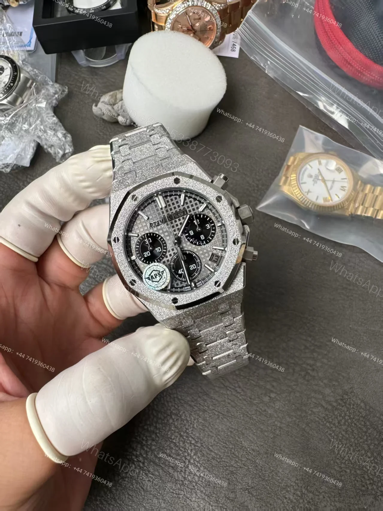View 3 of Audemars Piguet Super Clone Royal Oak Frosted Gold 26240 Chronograph 41mm Cal.4401