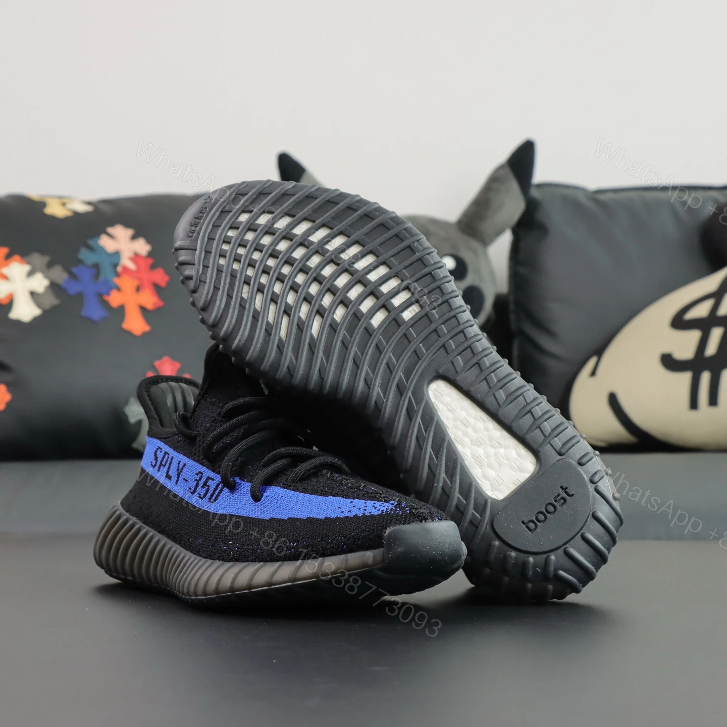 View 3 of Yeezy Boost 350 V2 Dazzling Blue Replicas