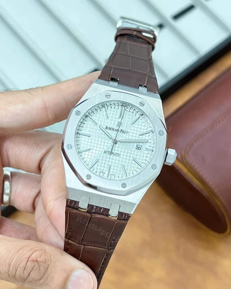 View 2 of Audemars Piguet Royal Oak Offshore Brown-Silver 15400 V2 Automatic 40mm