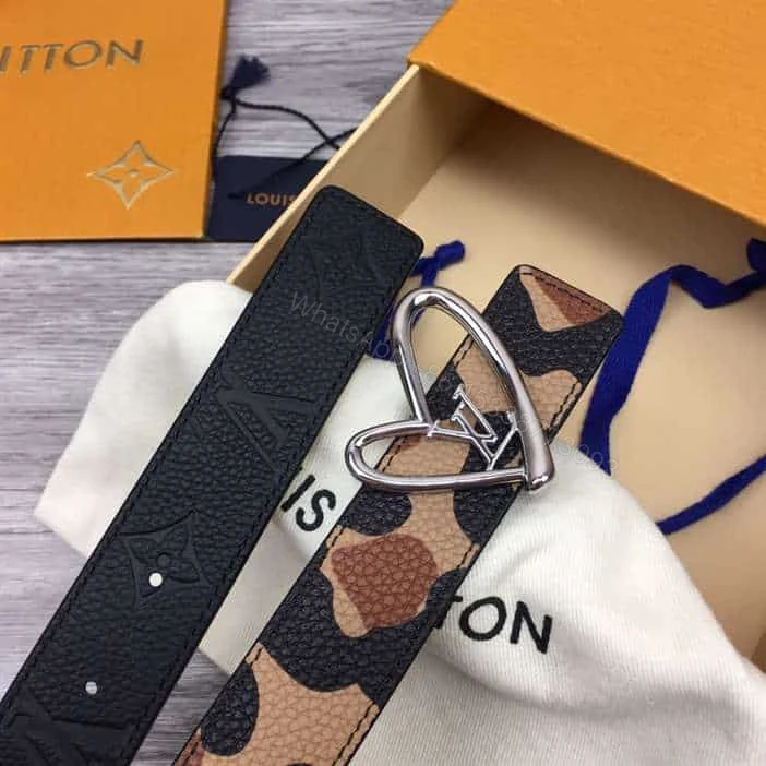 View 3 of LOUIS VUITTON HEART BELT – B174