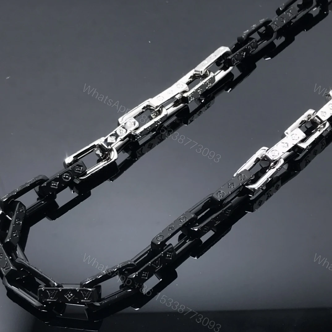View 3 of EN – Lux LV Necklaces 044