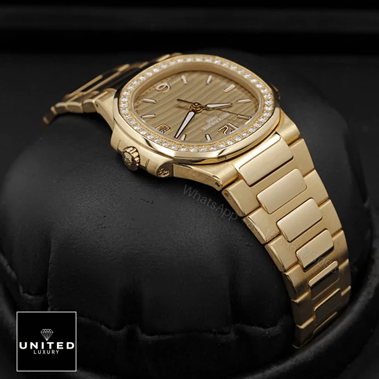 View 10 of Patek Philippe Nautilus 7010/1R-012 Replica