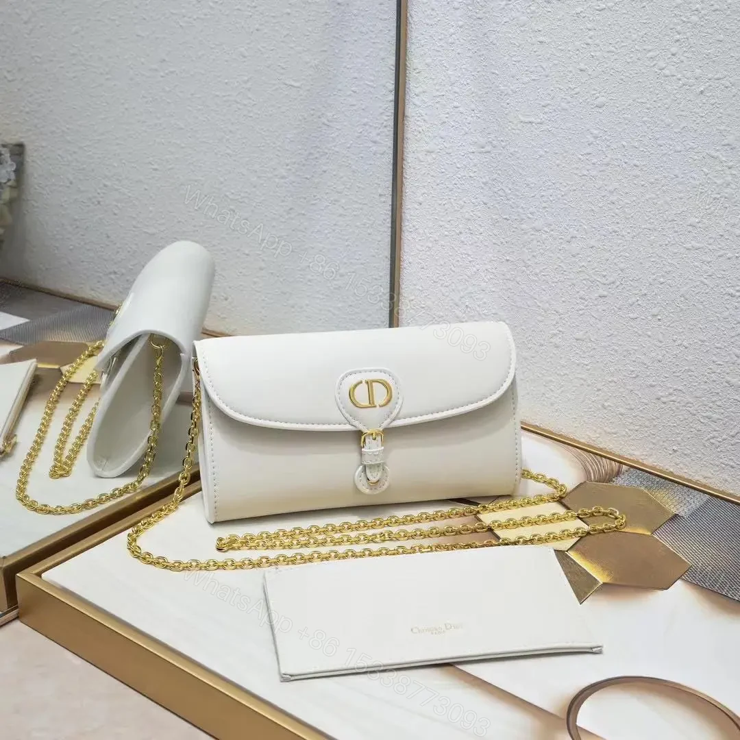DIOR — view 1