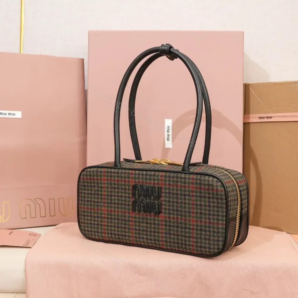 View 4 of 高仿miumiu*Beau系列5BB173織物千鳥格手提包免檢版