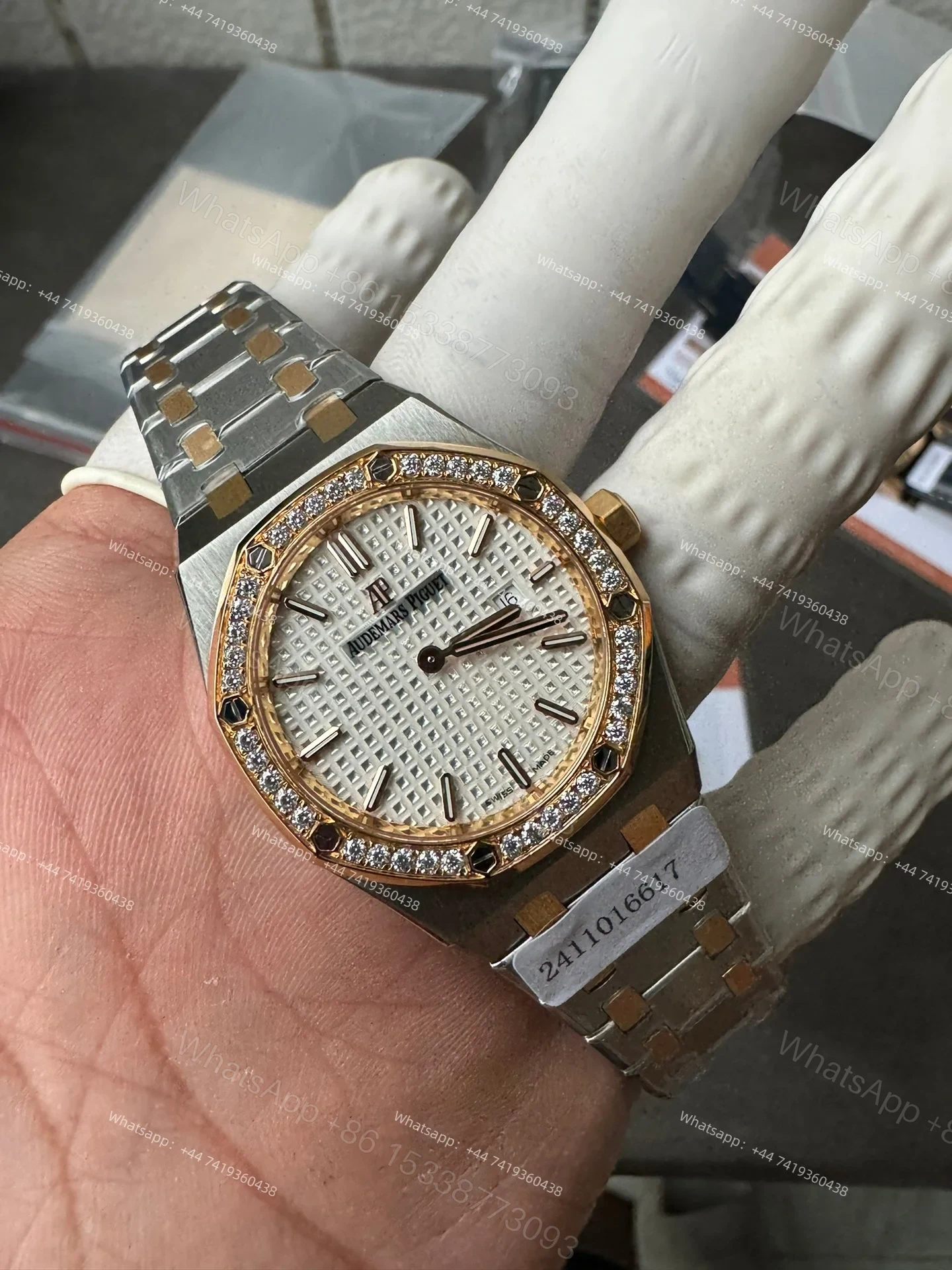 View 8 of Audemars Piguet Super Clone Royal Oak 67651SR Rose Gold Diamond Bezel White Dial 33MM