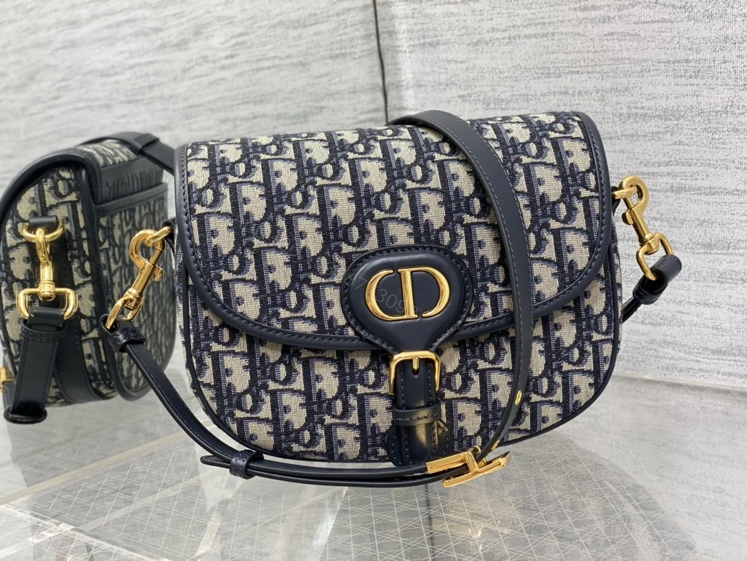 Dior 原單經典Bobby半月包老花CD Logo皮革拼接包款 — view 1