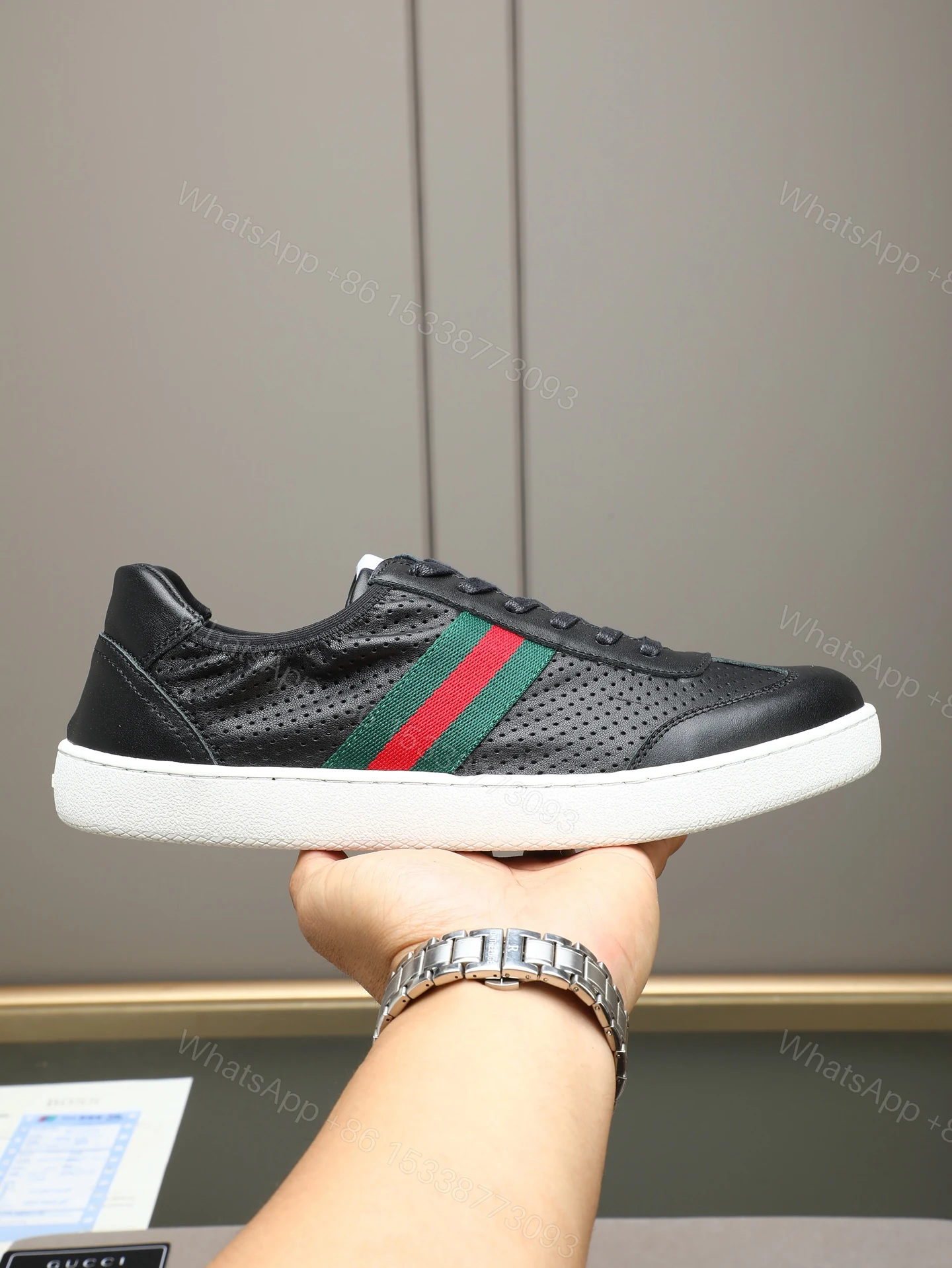 Gucci A貨黑色紅綠織帶休閒鞋 精品百搭運動鞋 — view 1
