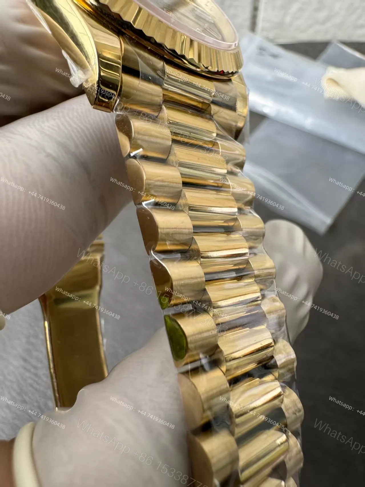 View 13 of Rolex Day-Date M228238-0005 1:1 Replica Gold Diamond Dial 40MM 3255 Movement Presidential Bracelet Super Clone Watch