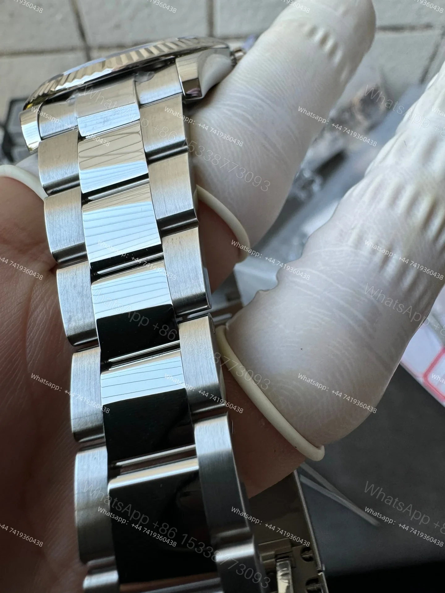 View 13 of Rolex Datejust M126334-0003 1:1 Replica Silver Dial Oyster 41MM 3235 Movement Super Clone Watch