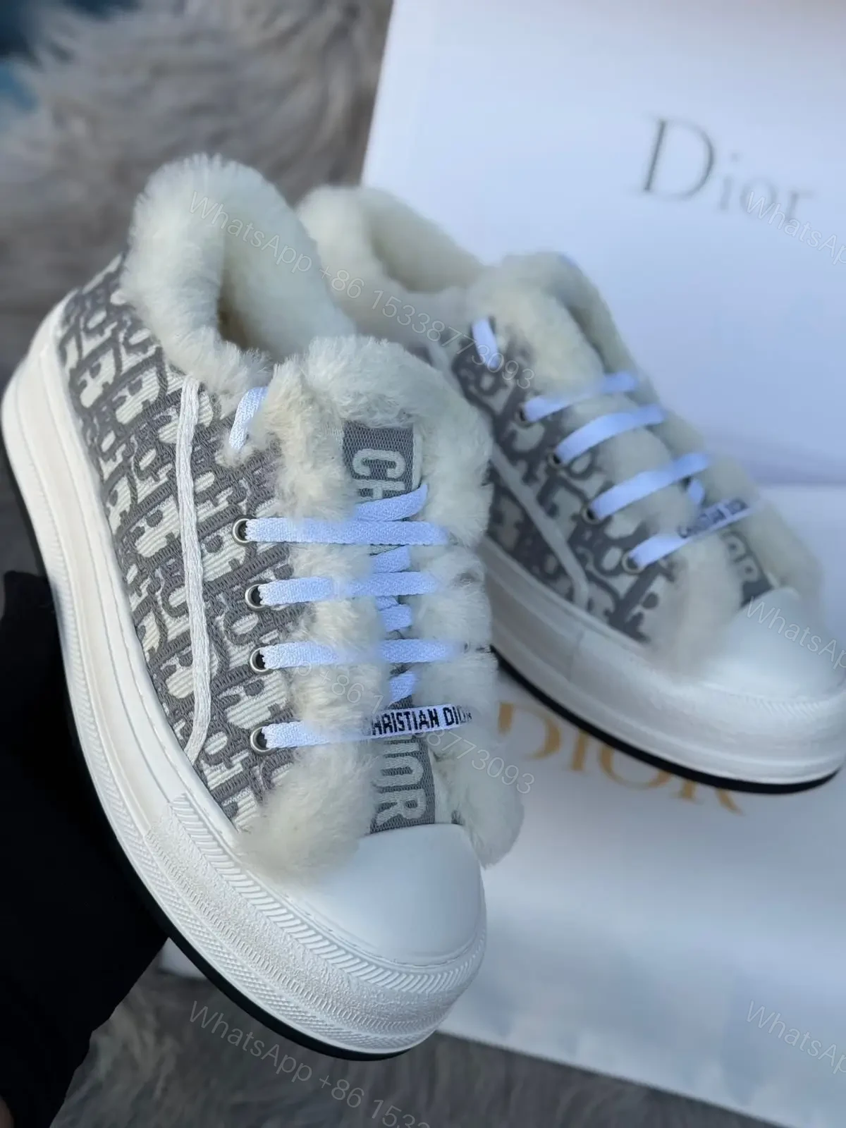 DIOR — view 1