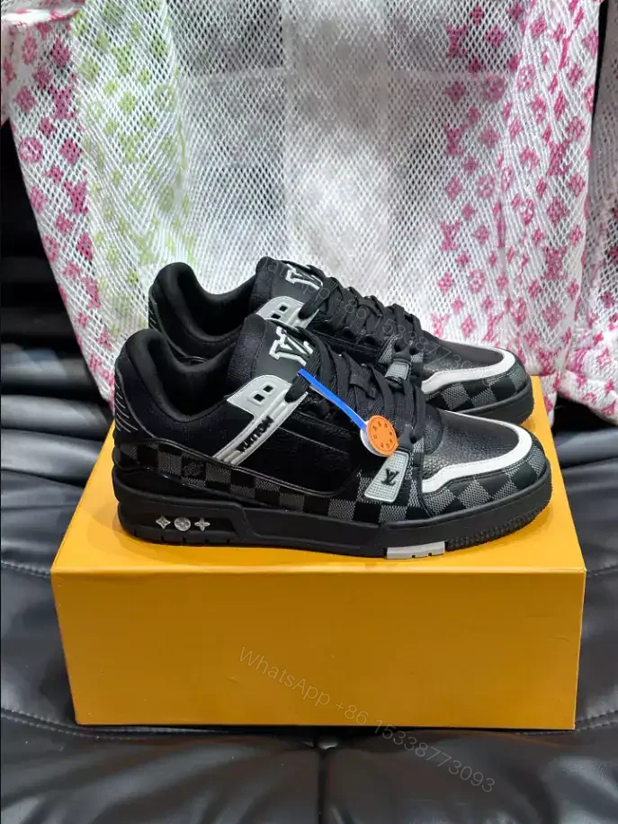 View 2 of LV TRAINER SNEAKER – LSVT439