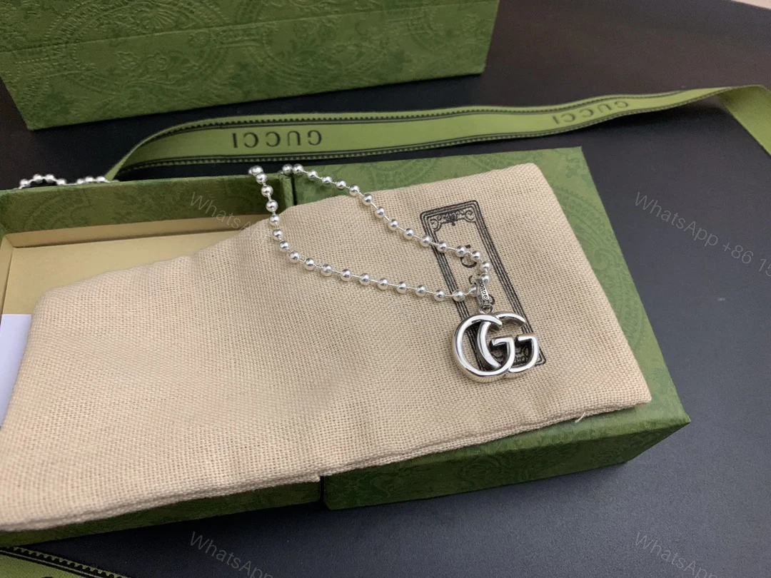 View 2 of EN – Lux Gucci Necklaces 009