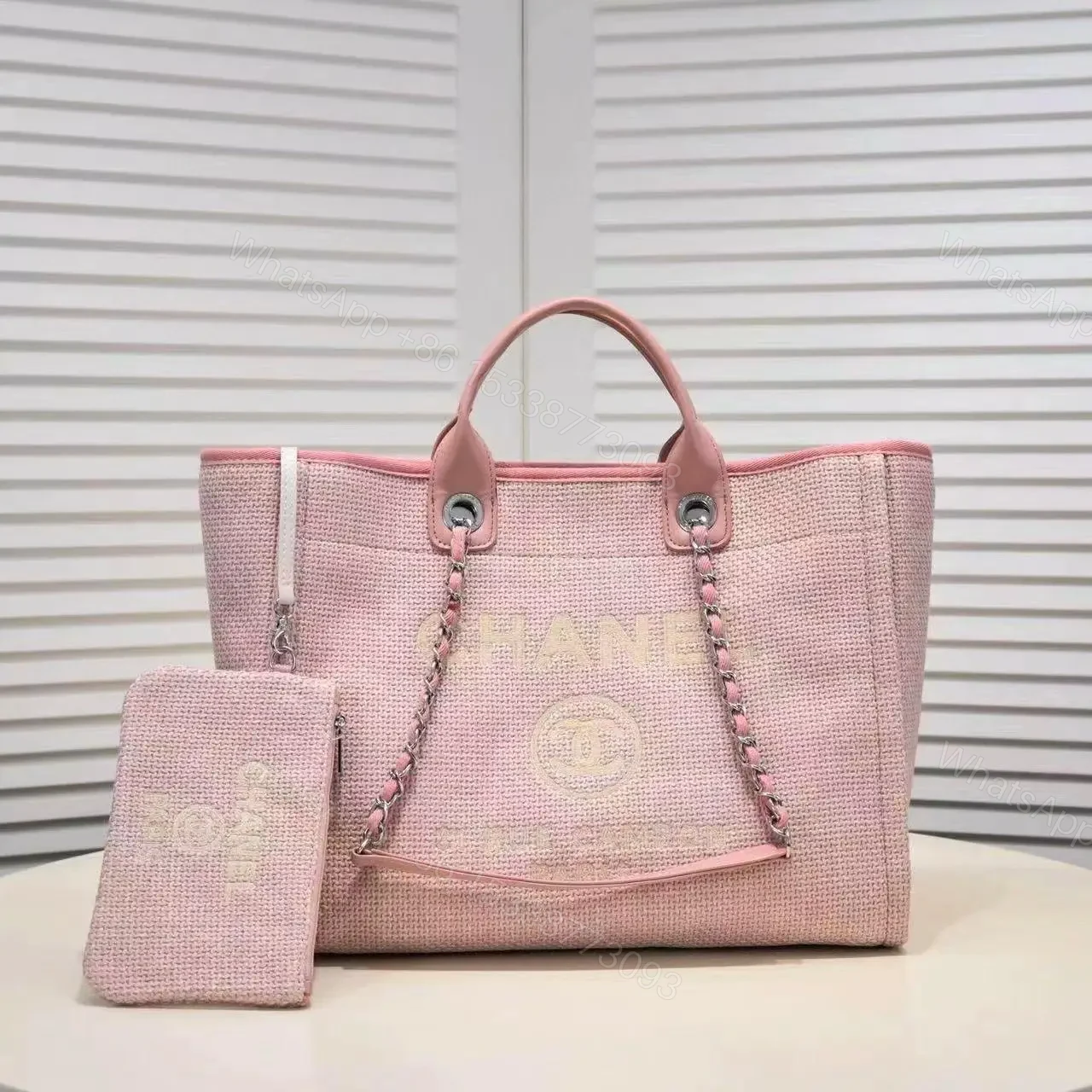 CHANEL — view 1
