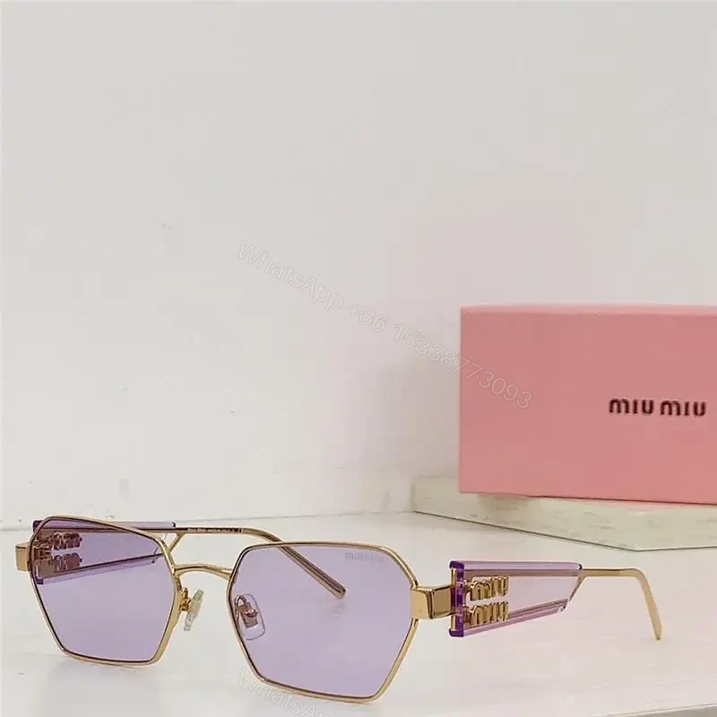 MIU MIU — view 1