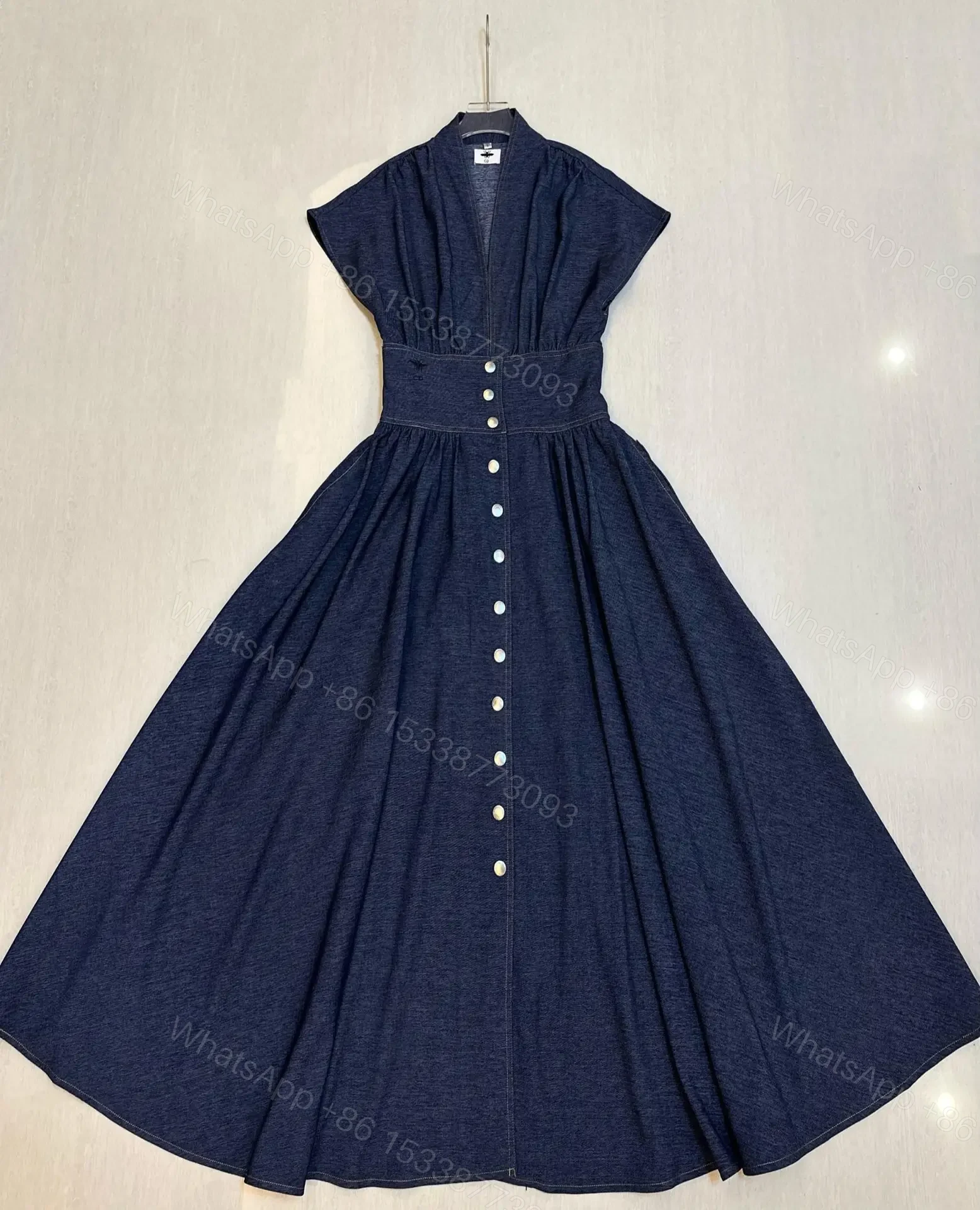 DIOR — view 1