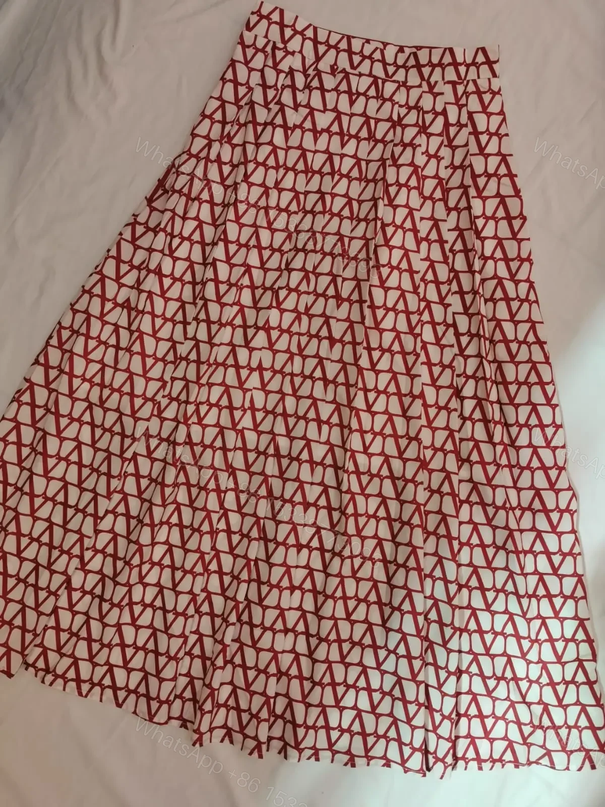 VALENTINO — view 1