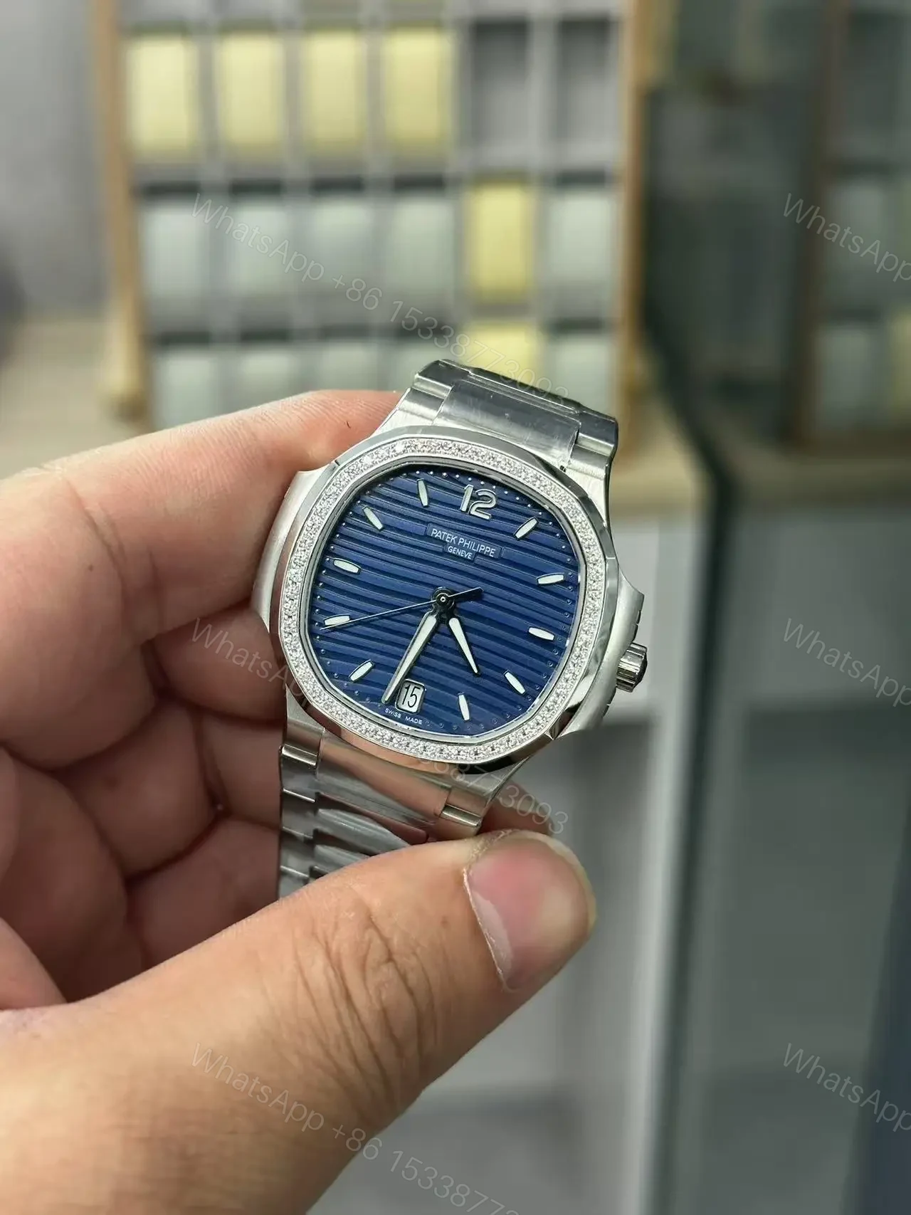 View 5 of Swiss made Replica Patek Philippe Nautilus 7018
