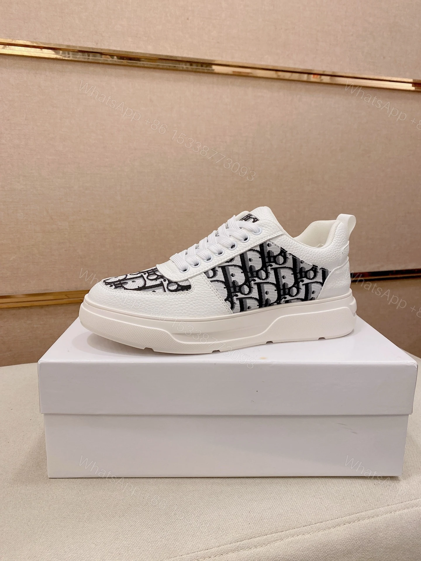 Dior 一比一 Oblique帆布低筒休閒鞋 白色經典老花百搭款 — view 1