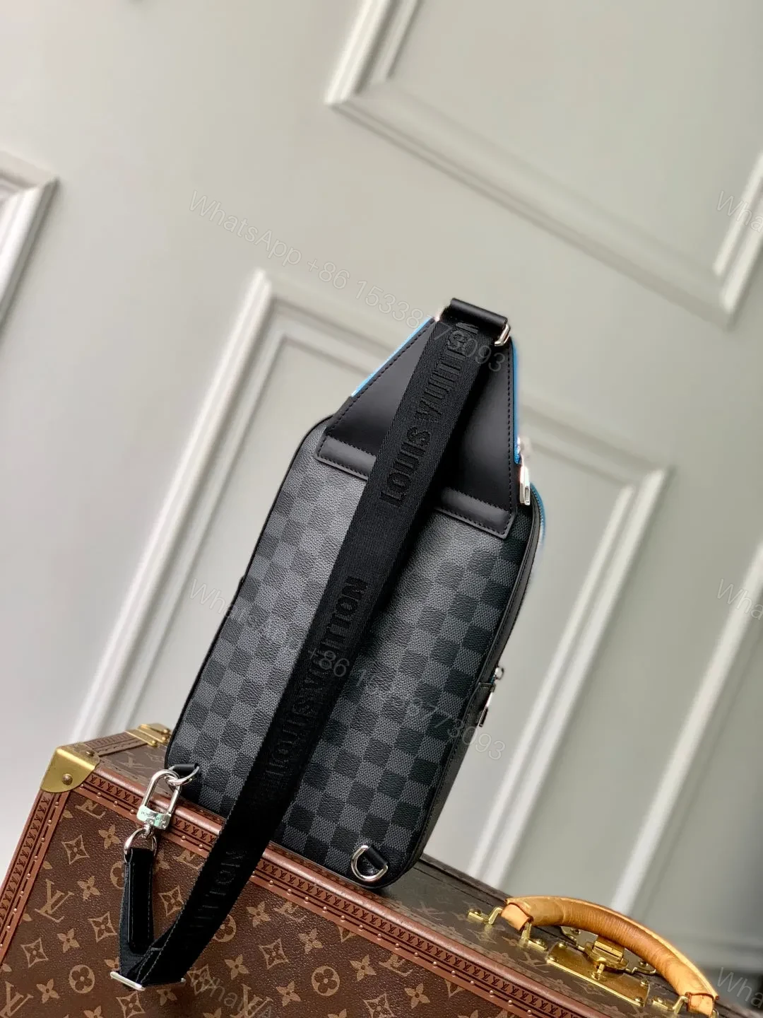 View 3 of LV AVENUE SLINGBAG 31 IN BLACK AND GREY DAMIER GRAPHITA CANVAS CALFSKIN