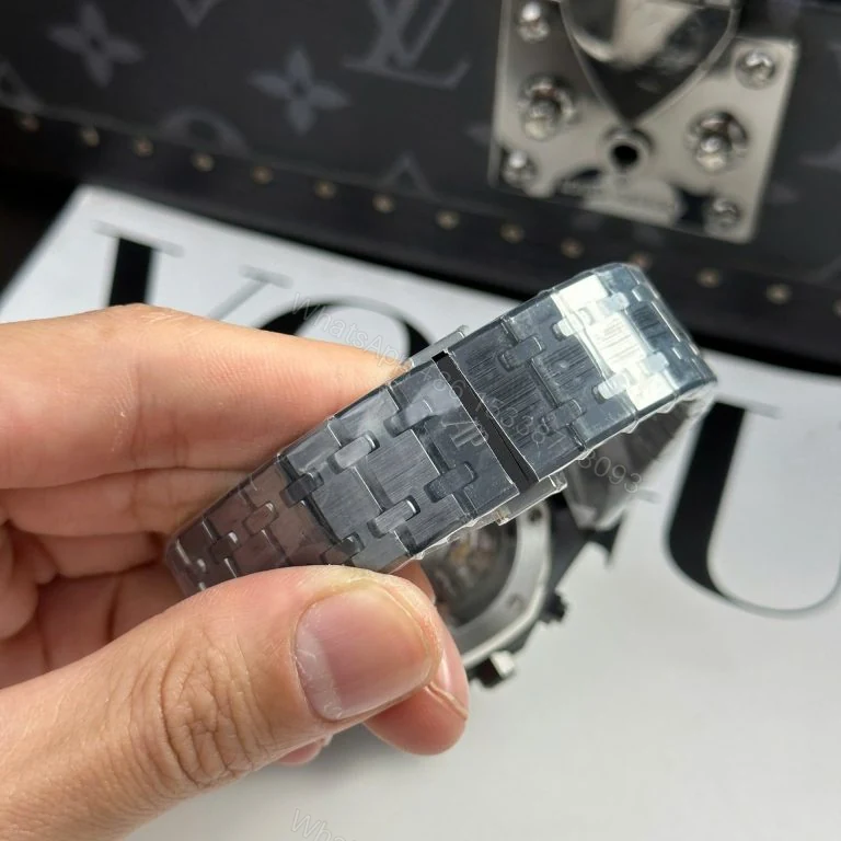 View 9 of Audemars Piguet Royal Oak 26240CE Super Clone Black Ceramic