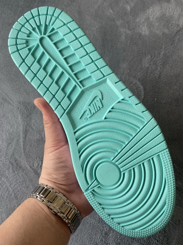View 6 of Air Jordan 1 Low SE Tropical Twist CK3022-301