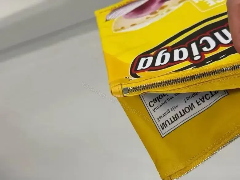 View 9 of Lux Cheese-Onion Crisp Maxi Snack Pack
