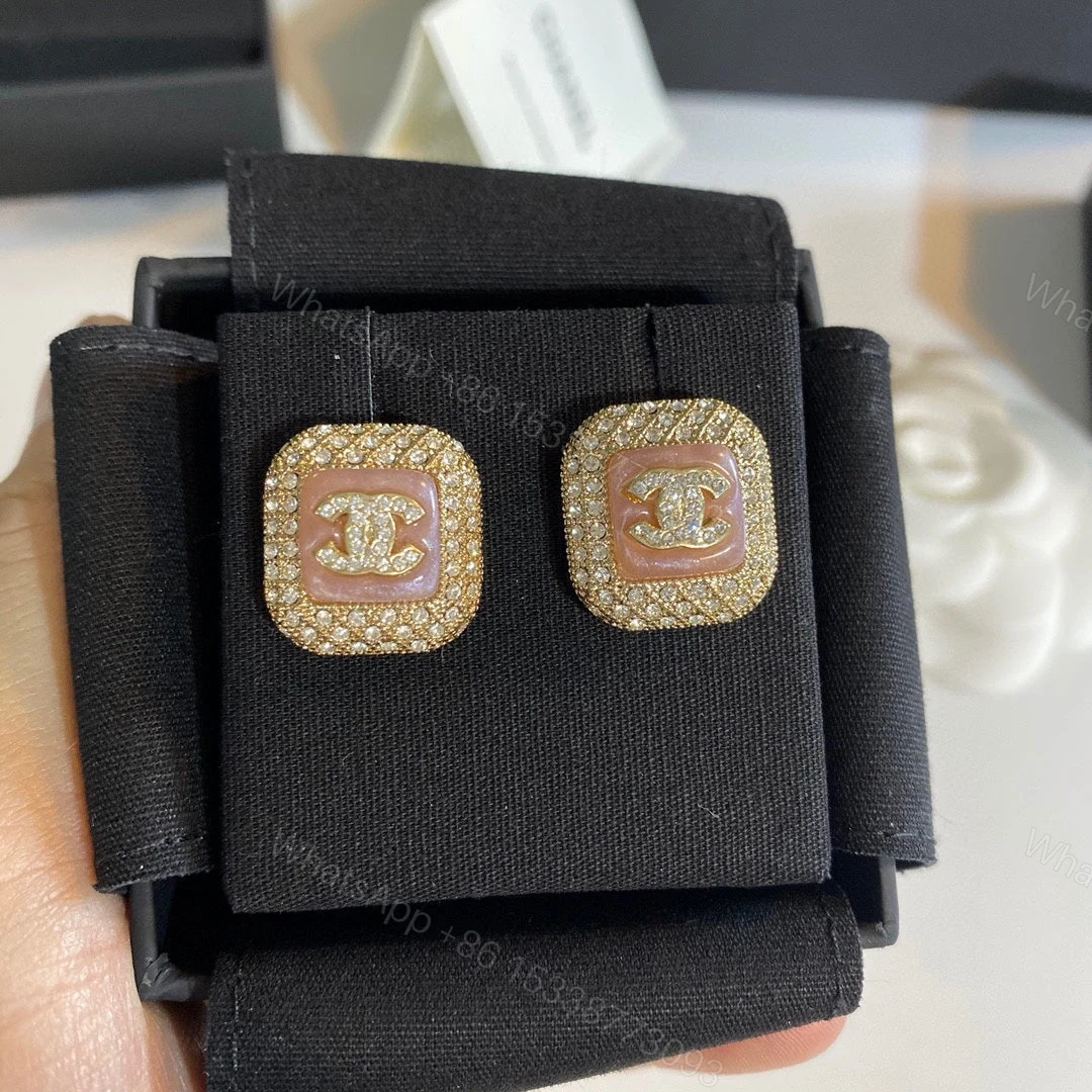 View 2 of EN – Lux Earring Chanel 039