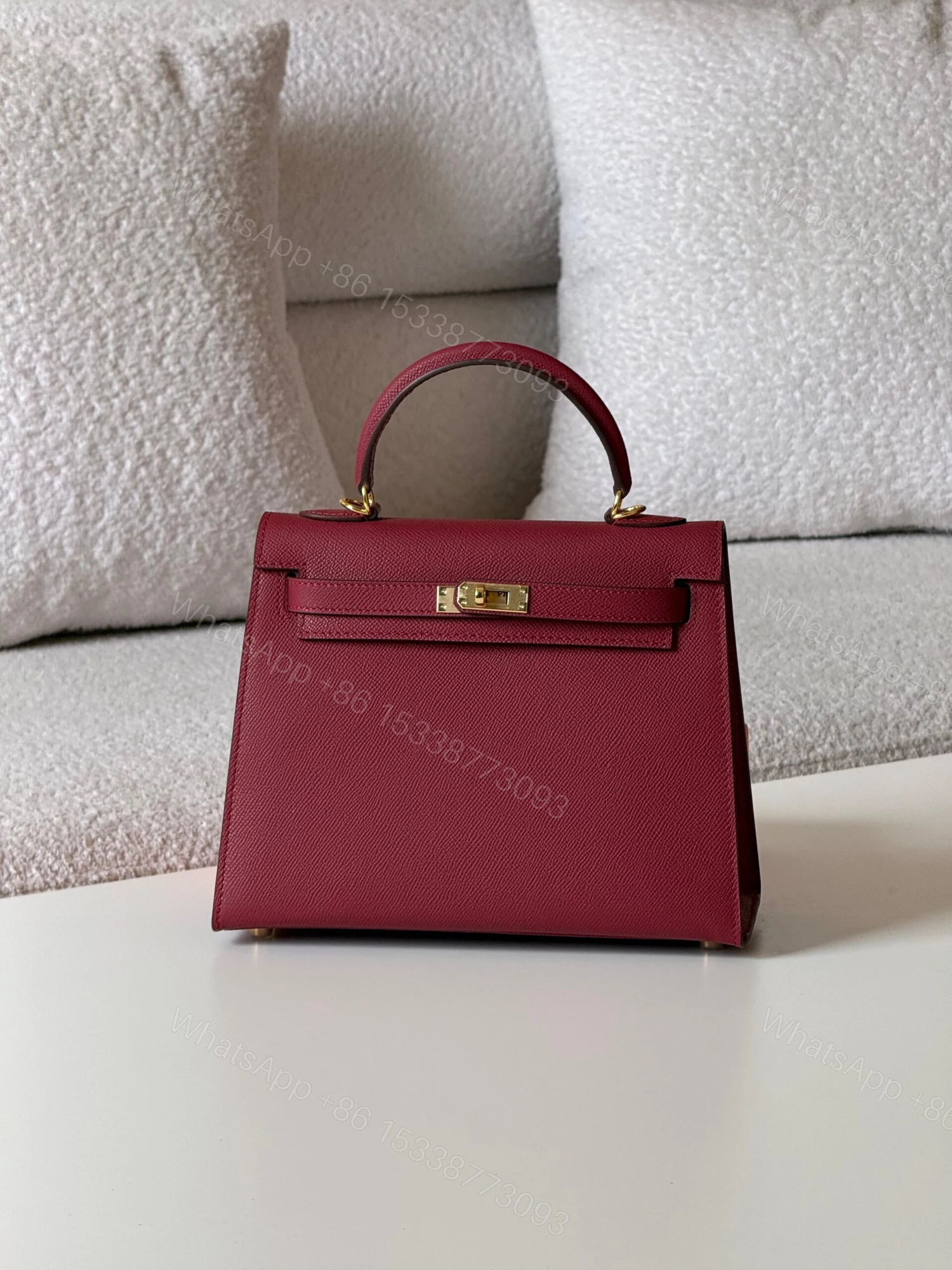 Hermès Kelly 25 Sellier bag in Rouge Grenat Epsom Leather — view 1
