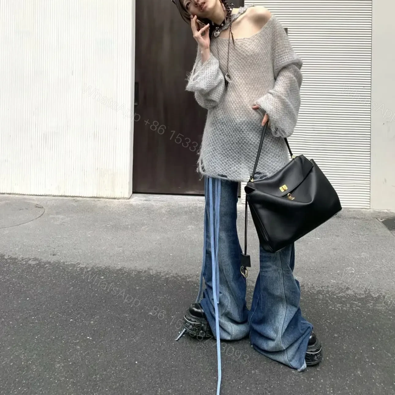 View 13 of 高仿Balenciaga*Rodeo系列V41000小牛皮手袋黑金中號免檢版