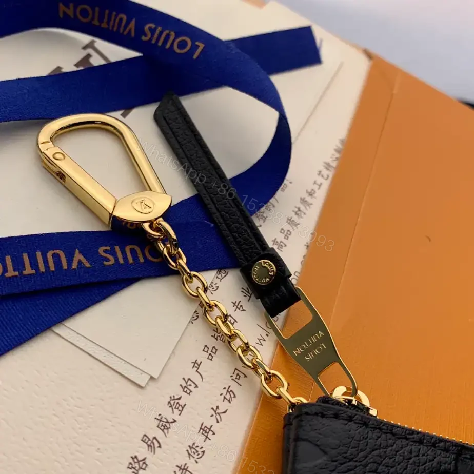 View 6 of LV WALLET – RRG098