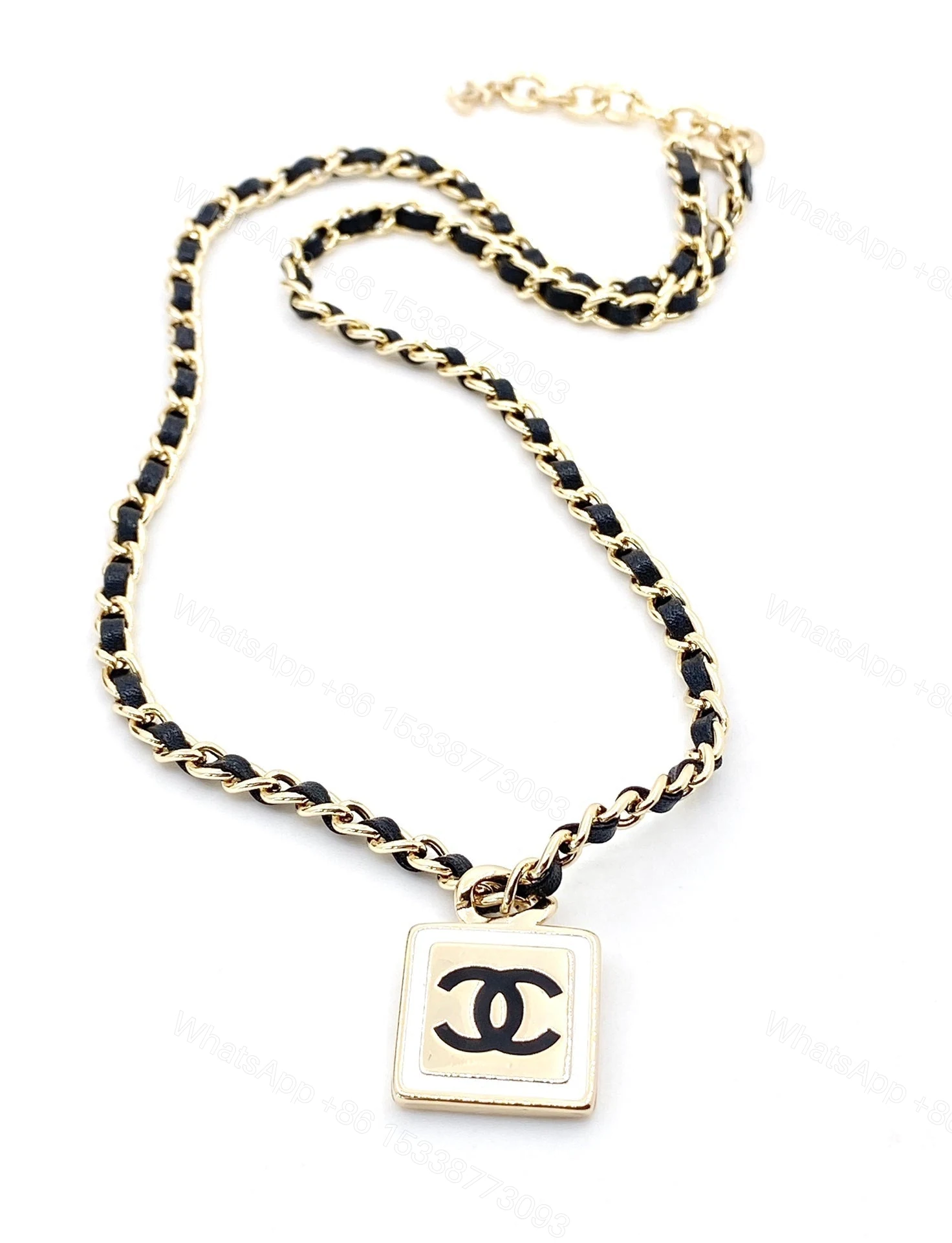 View 3 of EN – Lux Necklace CHL005
