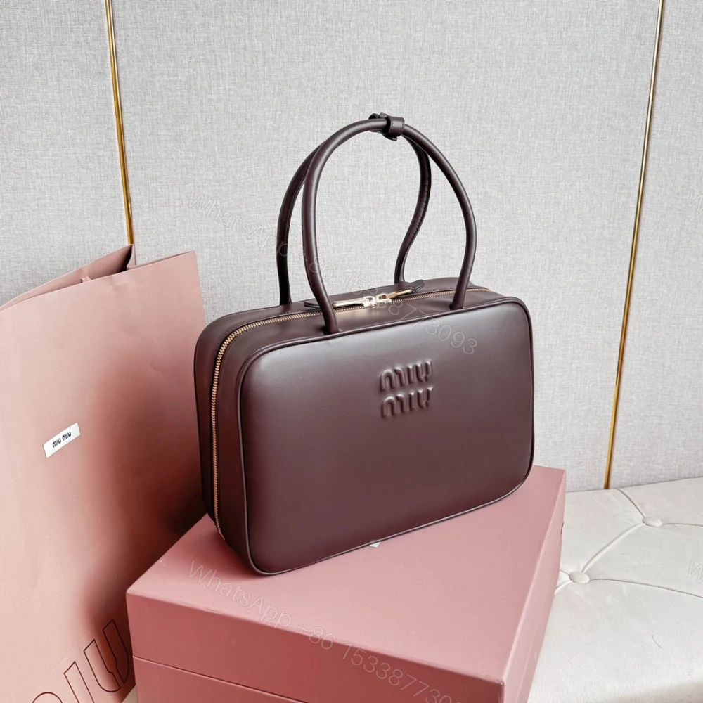 View 4 of 高仿miumiu*5BB17長肩帶公文包木色免檢版
