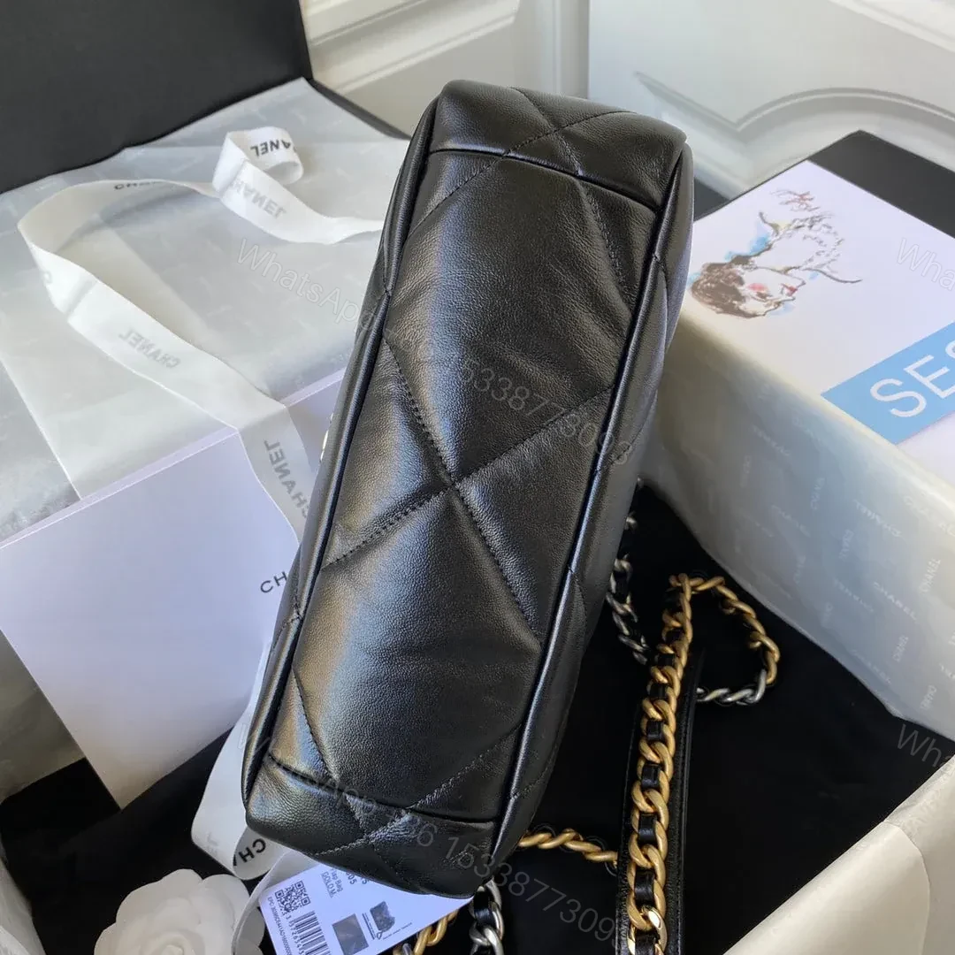 View 5 of CHANEL CC MEDIUM 26 FLAP BAG IN BLACK LAMBSKIN