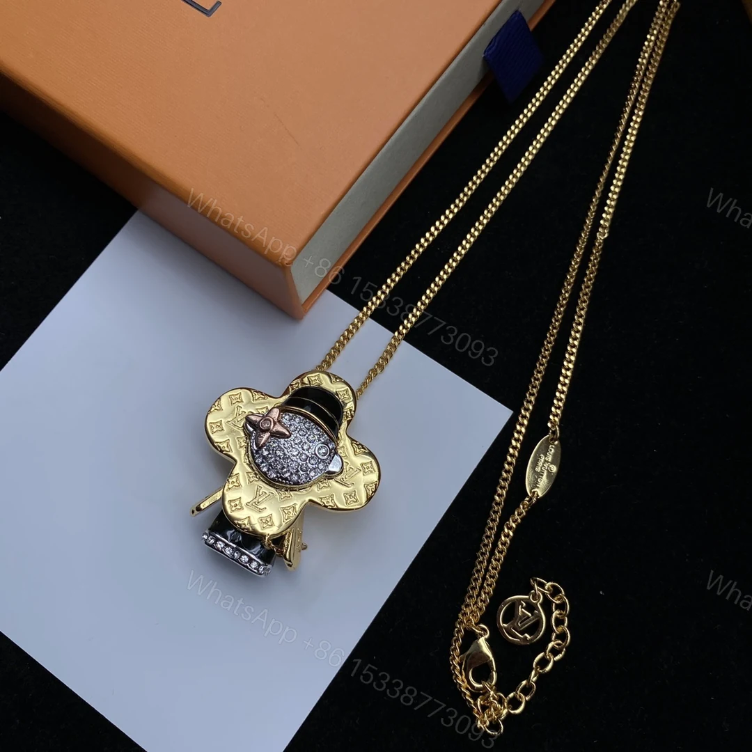 View 4 of EN – Lux LV Necklaces 051